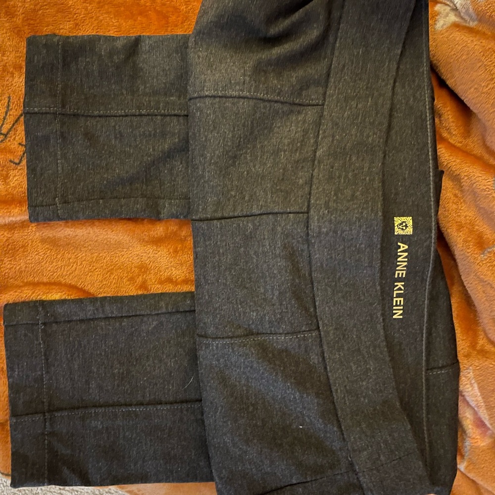 Anne Klein Pull On slacks